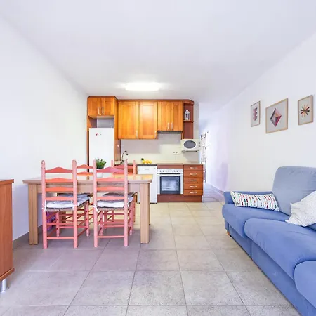 Familiar Con Piscina, Terraza Y Wifi, A 450m De La Playa De Riells, - Es-325-20 *
