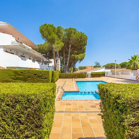 Familiar Con Piscina, Terraza Y Wifi, A 450m De La Playa De Riells, - Es-325-20 * Torroella de Montgrí