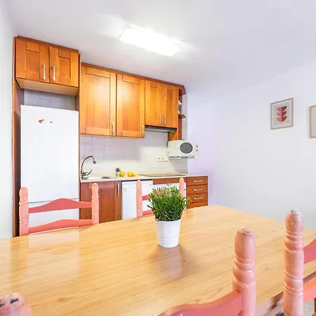 Familiar Con Piscina, Terraza Y Wifi, A 450m De La Playa De Riells, - Es-325-20 Apartament