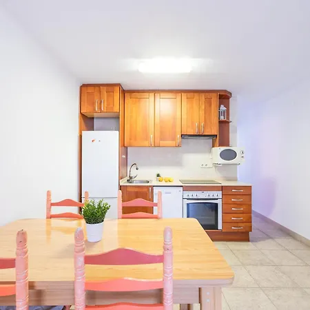 Familiar Con Piscina, Terraza Y Wifi, A 450m De La Playa De Riells, - Es-325-20 Apartament Torroella de Montgrí