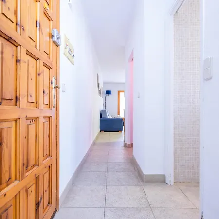 Familiar Con Piscina, Terraza Y Wifi, A 450m De La Playa De Riells, - Es-325-20